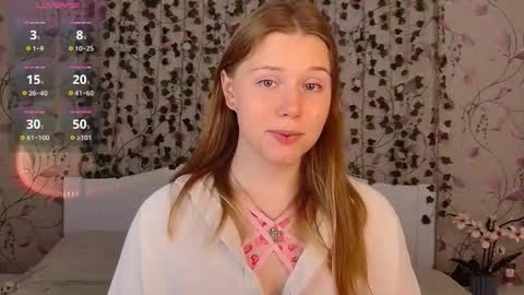 Chloe online show from 09.15.25