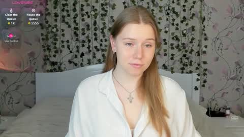 Chloe online show from 11.24.25