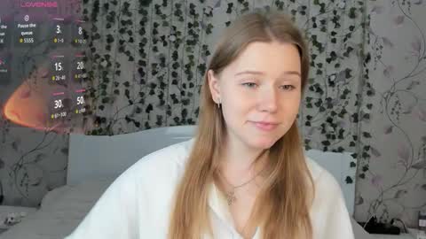 Chloe online show from 11.28.25