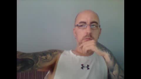 Snapshot of silent_v_81 chatting on 09.13.25 Silent V online show from 09.13.25