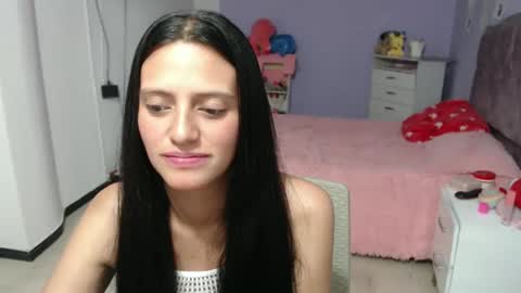 Snapshot of silvanaroberts_ chatting on 01.30.25 Rouse online show from 01.30.25