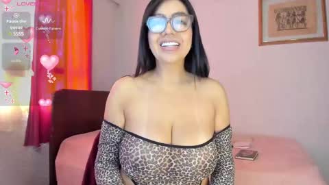 Snapshot of silver__love chatting on 12.12.24 Silver online show from 12.12.24