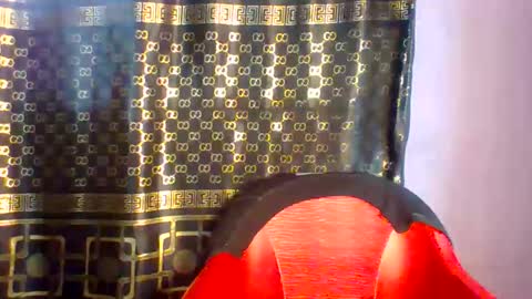 Snapshot of silver_baby06 chatting on 09.25.25 silver baby06 online show from 09.25.25