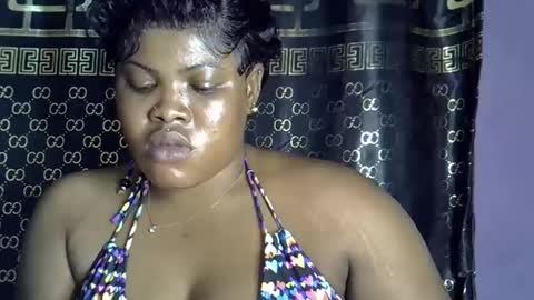 Snapshot of silver_baby06 chatting on 10.20.25 silver baby06 online show from 10.20.25