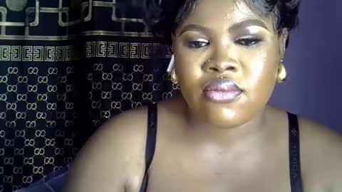 Snapshot of silver_baby06 chatting on 10.21.25 silver baby06 online show from 10.21.25