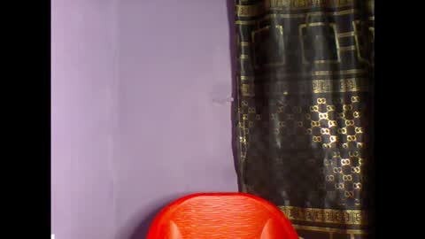 Snapshot of silver_baby06 chatting on 11.21.25 silver baby06 online show from 11.21.25