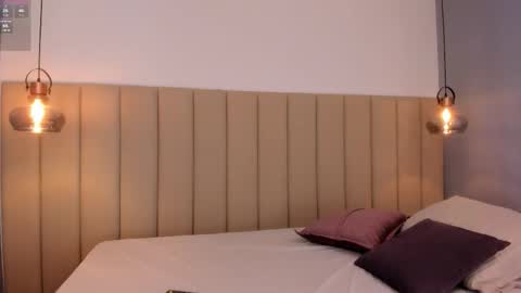 silver_monroe online show from 12.03.25