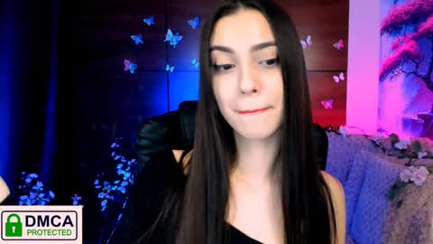 Snapshot of silvia_queen1 chatting on 01.23.25 Silvia nude in pvt online show from 01.23.25