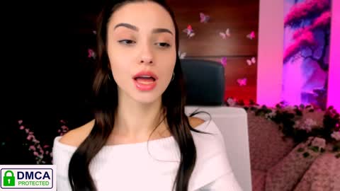 Snapshot of silvia_queen1 chatting on 01.24.25 Silvia nude in pvt online show from 01.24.25