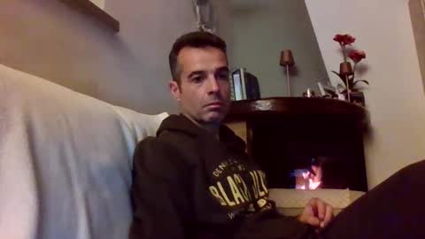 Snapshot of simmeturbate chatting on 01.12.25 Italiandaddyitalydickassbottomassholecomshowmasturbatenudeboyitalyatleticcutemuscolarhardcockdickboy online show from 01.12.25