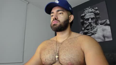 Snapshot of simon_leon01 chatting on 02.26.25 simon_leon01 online show from 02.26.25