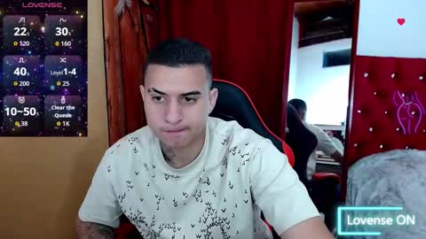 Snapshot of simonkeler chatting on 09.22.25 SIMON KELER online show from 09.22.25