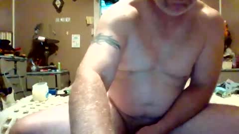 Snapshot of simplerick chatting on 10.25.25 simplerick online show from 10.25.25