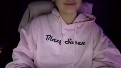 Snapshot of sindrastone chatting on 01.18.25 Sindra online show from 01.18.25