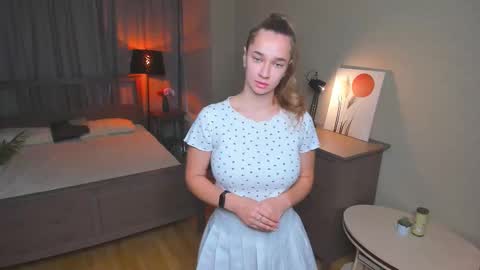 Sindy online show from 12.04.25