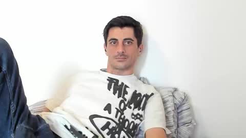 Snapshot of sinner_smile chatting on 11.12.25 ReynardTheFox online show from 11.12.25