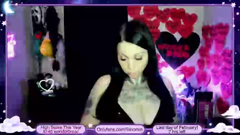 Snapshot of sinominx chatting on 03.01.25 Sinomin online show from 03.01.25