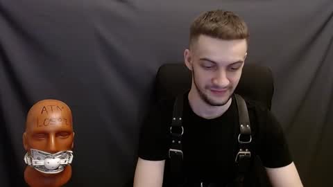 Sir Damien online show from 12.04.24