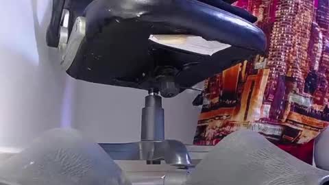 only foot                         worshipers here online show from 01.22.25