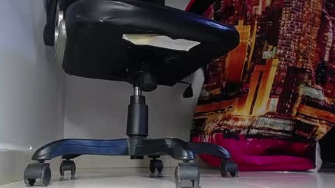 only foot                         worshipers here online show from 02.23.25