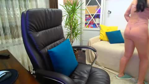 Amasha11 online show from 01.22.25