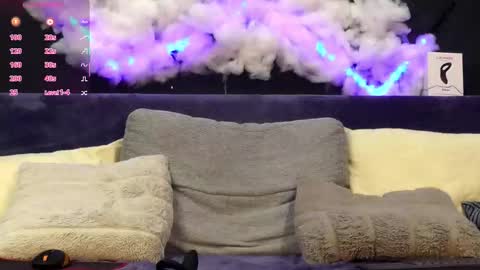 Snapshot of sirredy chatting on 09.19.25 Edy online show from 09.19.25