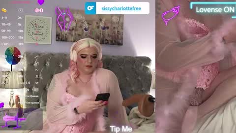 Snapshot of sissy_kyrie chatting on 12.02.25 Kyrie online show from 12.02.25