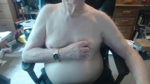 Snapshot of sjbottomboi chatting on 09.30.25 sjbottomboi online show from 09.30.25