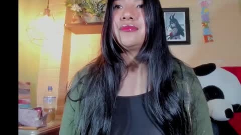 Snapshot of skarlettkray chatting on 12.20.24 Skarlet online show from 12.20.24