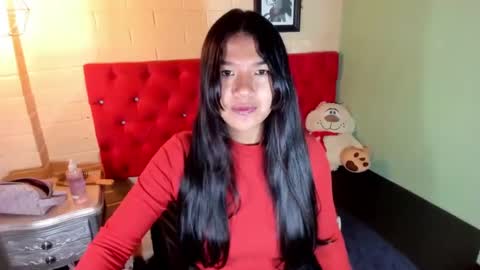 Snapshot of skarlettkray chatting on 03.05.25 Skarlet online show from 03.05.25