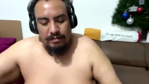 Snapshot of skinhell chatting on 01.15.25 Elias online show from 01.15.25