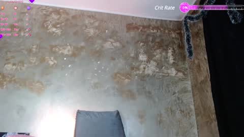 Snapshot of skinny_yizz chatting on 12.14.24 Only Pvt online show from 12.14.24