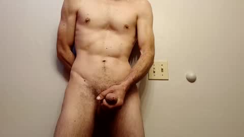 Snapshot of skinnystrong chatting on 12.16.24 skinnystrong online show from 12.16.24