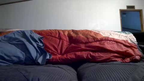 Snapshot of skinnystrong chatting on 09.12.25 skinnystrong online show from 09.12.25