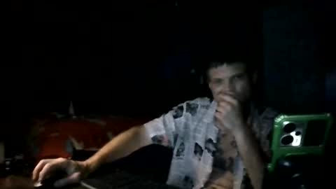 Snapshot of skittles19944 chatting on 10.19.25 kittle online show from 10.19.25