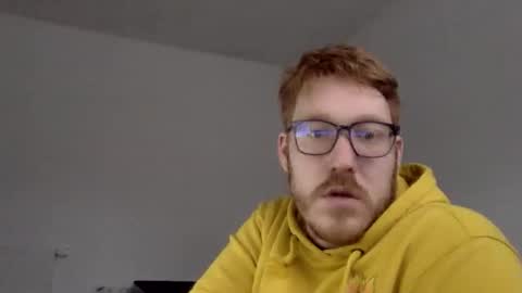 Snapshot of sklave_s chatting on 12.05.24 sklave_s online show from 12.05.24