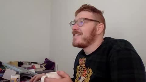 Snapshot of sklave_s chatting on 10.01.25 sklave_s online show from 10.01.25