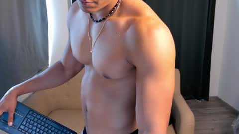 Snapshot of skull_prospect chatting on 09.25.25 Liam Vokov online show from 09.25.25