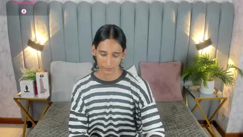 Snapshot of sky_fox_1 chatting on 01.11.25 STIVEN online show from 01.11.25