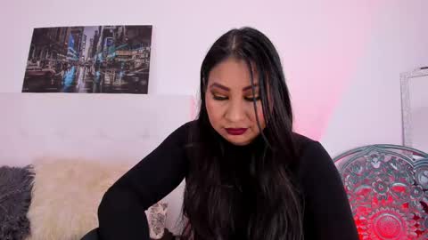 skydarkblue online show from 01.22.25