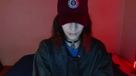 Snapshot of skykar chatting on 02.18.25 reep online show from 02.18.25