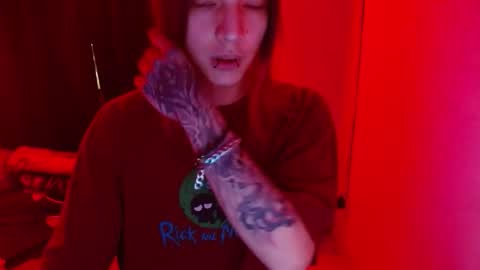 Snapshot of skykar chatting on 10.03.25 reep online show from 10.03.25
