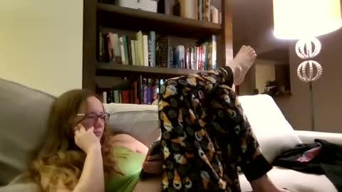 Sky Winters online show from 10.25.25