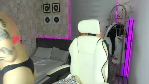 Snapshot of slaughtyalexxx chatting on 02.08.25 Alexandria my love online show from 02.08.25