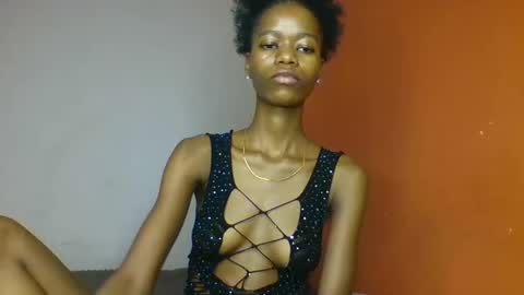 Snapshot of slaybby chatting on 03.09.25 Slaybby online show from 03.09.25