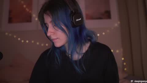Snapshot of sleepingsonya chatting on 12.20.24 Sonya online show from 12.20.24