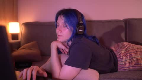 Snapshot of sleepingsonya chatting on 09.16.25 Sonya online show from 09.16.25
