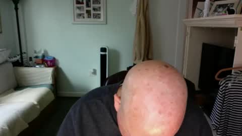 Snapshot of slick50000 chatting on 12.04.25 slick50000 online show from 12.04.25