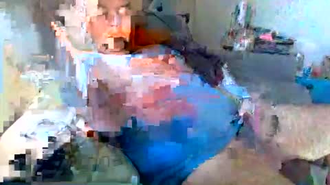 Snapshot of slimjim2090 chatting on 10.30.25 slimjim2090 online show from 10.30.25