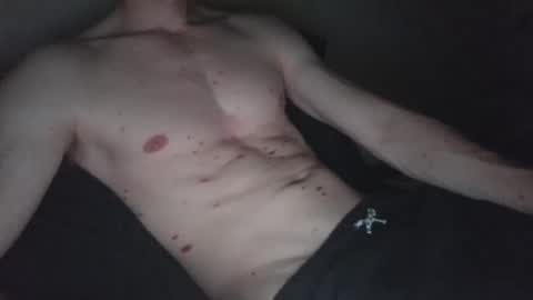 Snapshot of slimnlean chatting on 09.28.25 slimnlean online show from 09.28.25